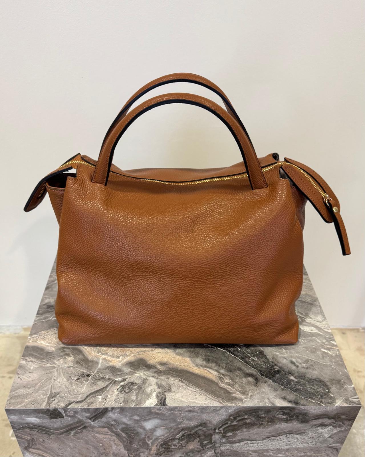 Elegante Leder-Handtasche in cognac – Made in Italy
